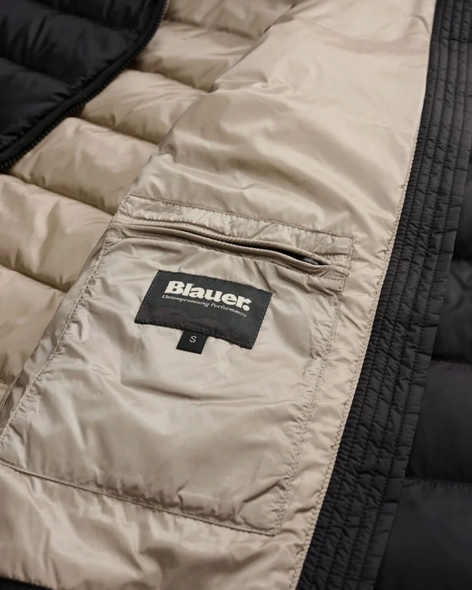 Blauer Arcadia – Piumino corto con pelliccia