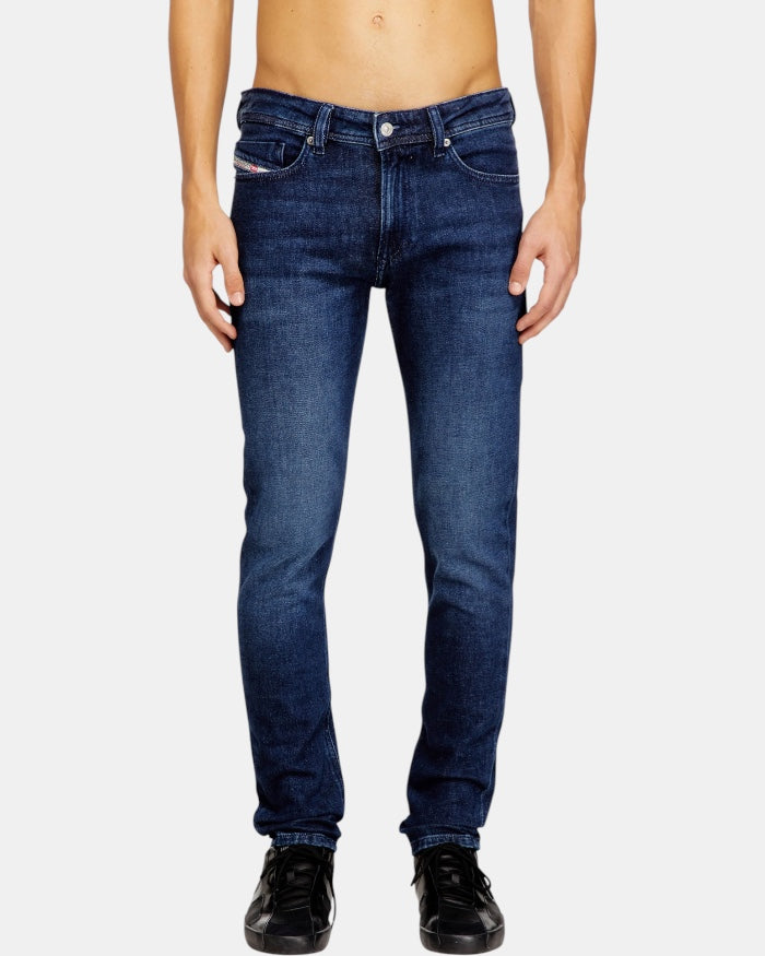 1979 SLEENKER 0ADBF L32